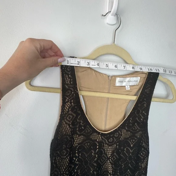 Dress the Population Black & Beige V-Neck Midi Dress - Size Small - Picture 11 of 17